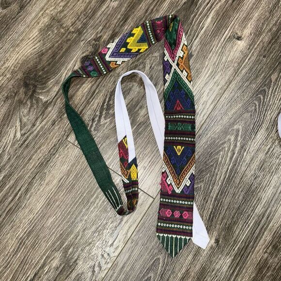 Handmade embroidered Neck Tie 2.5” width - Picture 1 of 3